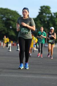 BIB: 644
                            <button type="button" onclick="openModal(5172904)" class="btn btn-primary btn-sm float-right btn-popup" data-toggle="modal" data-target=".modal-high-quality">
                        <i class="fas fa-shopping-cart"></i> Add to Cart
                    </button>
                                            <button type="button" onclick="isThisMe(5172904, true)" class="btn btn-success btn-sm float-right btn-popup btn-isme hidden" data-toggle="tooltip" data-placement="bottom" title="นี่คือรูปของคุณใช่ไหม คลิกที่นี่เพื่อเอาเข้าอัลบั้ม">
                        <i class="fas fa-plus"></i> Add to album
                    </button>
                    <button type="button" onclick="isThisMe(5172904, false)" class="btn btn-warning btn-sm float-right btn-popup btn-isnotme hidden">
                        <i class="fas fa-ban"></i> Remove from album
                    </button>